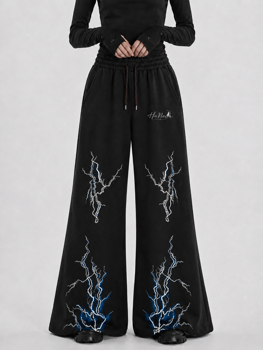 STORM FLARE HEM TROUSER - BLACK