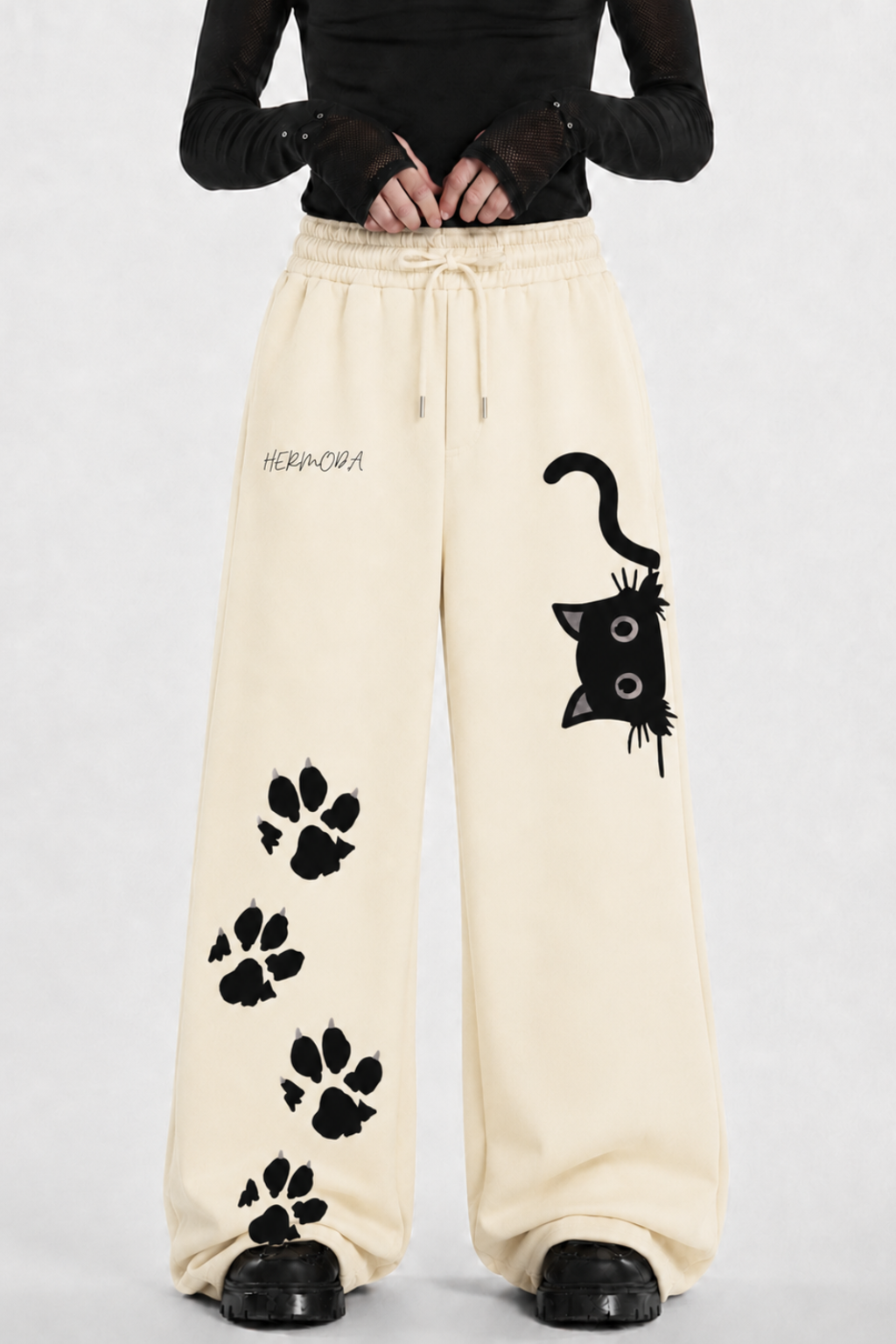 CURIOUS CAT PAW BAGGY TROUSER - CREAM